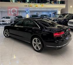 اودي A8